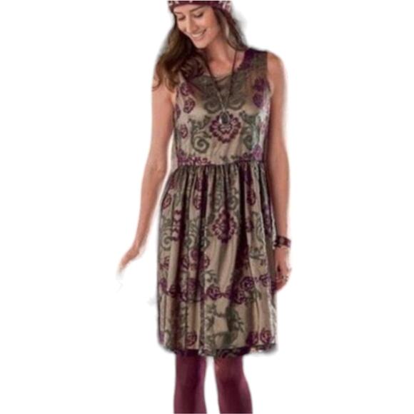 Sundance Embroidered Lace Fit‎ and Flare Dress Size 4 Purple Green Lined Mesh - Picture 1 of 16